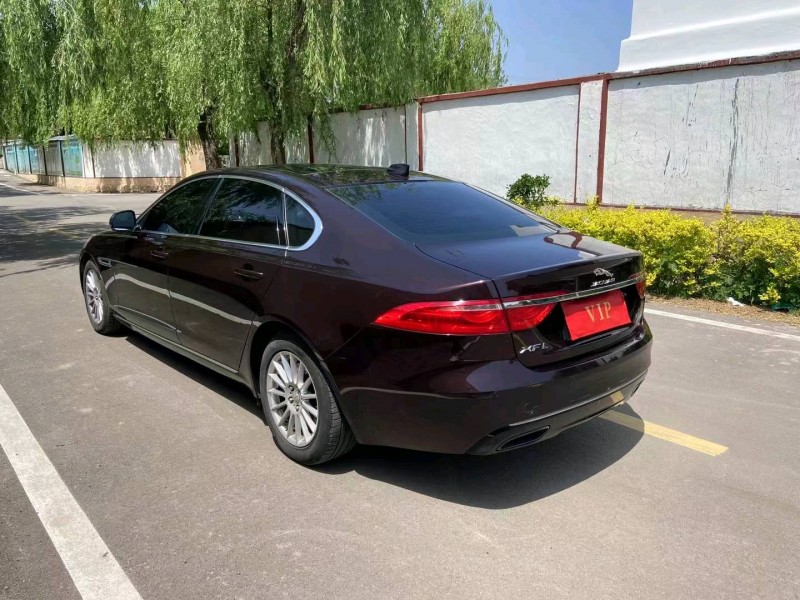 青岛17年捷豹XF5