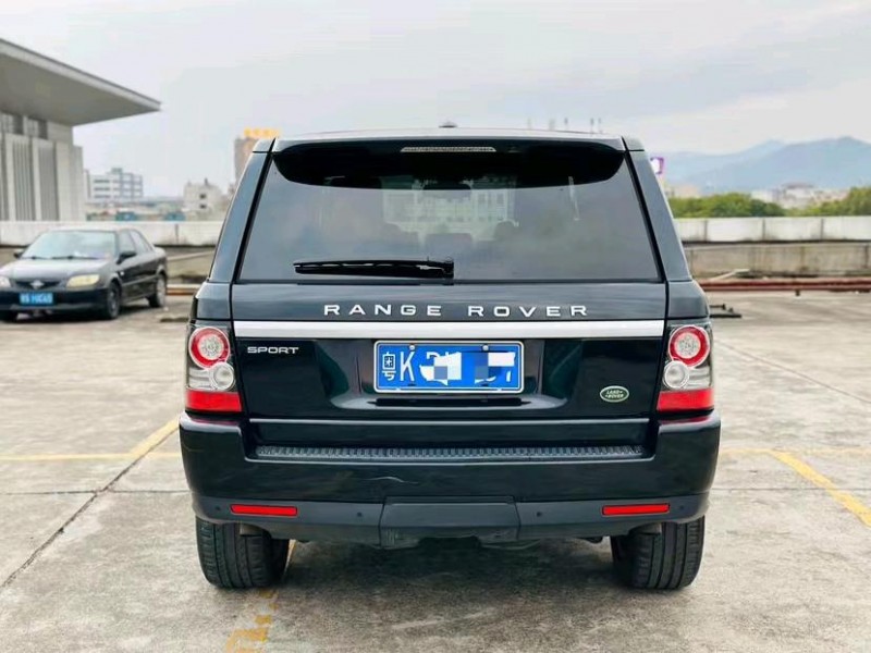 东莞15年路虎揽胜运动9