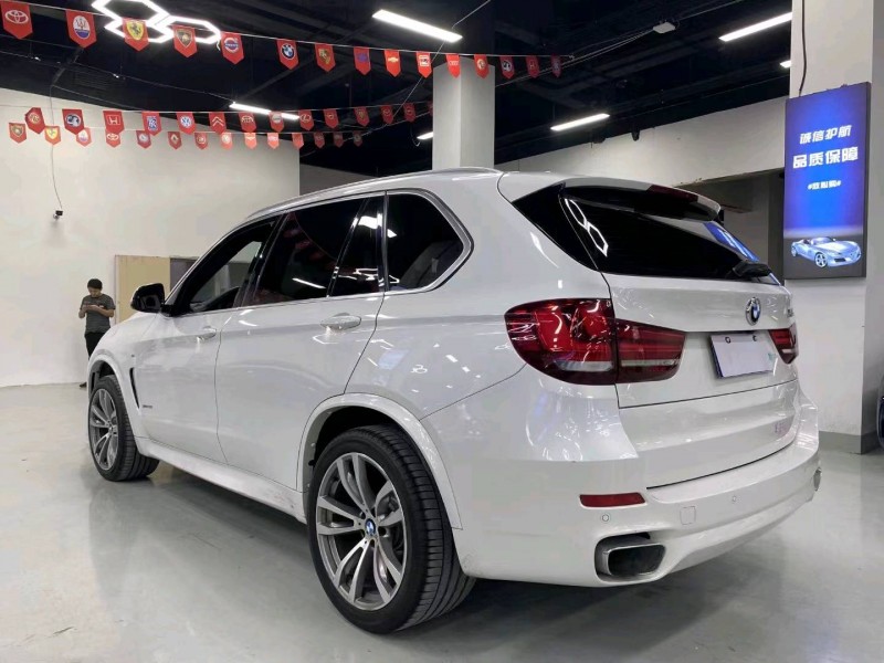 重庆18年宝马X56