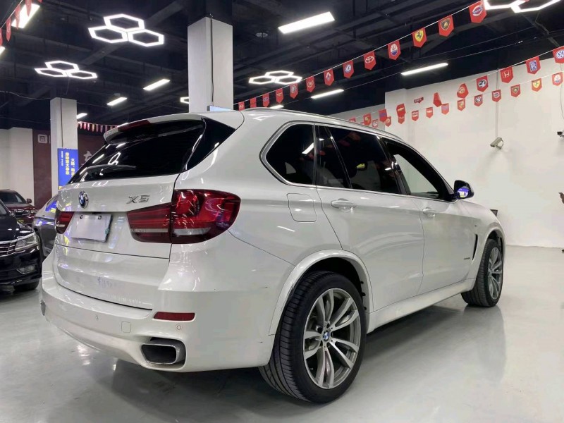 重庆18年宝马X58