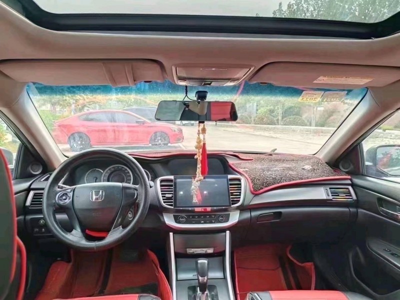 济南15年本田雅阁6