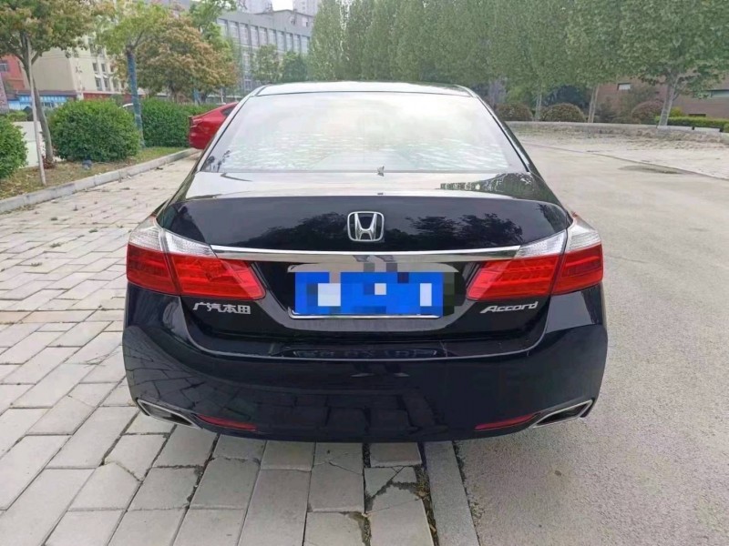 济南15年本田雅阁7