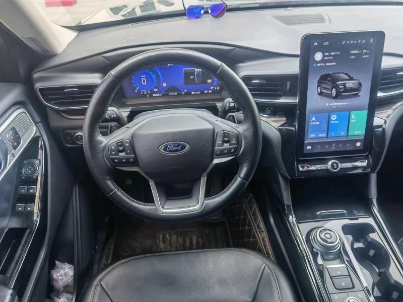 青岛21年福特探险者4