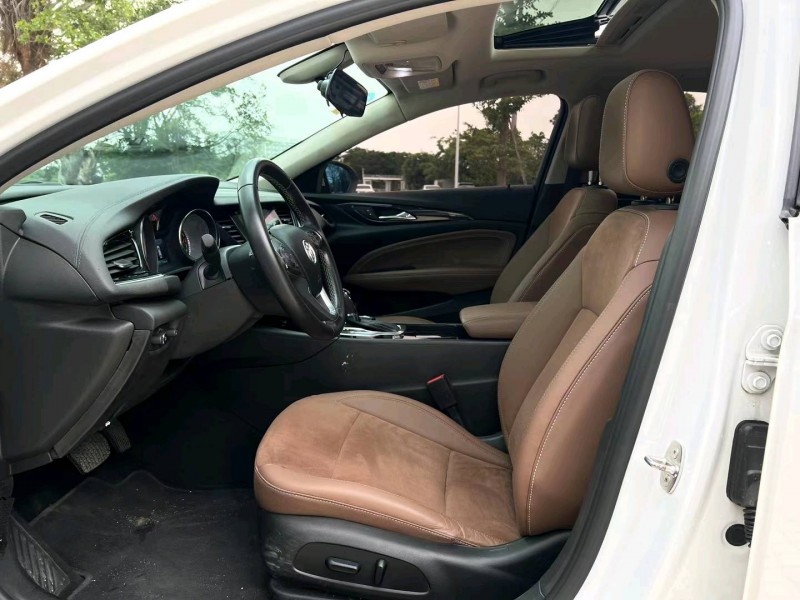 汕头19年别克君威4