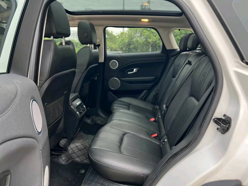 汕头17年路虎极光6