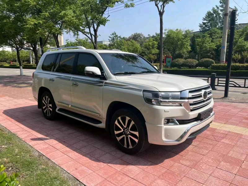 淮南18年丰田兰德酷路泽2