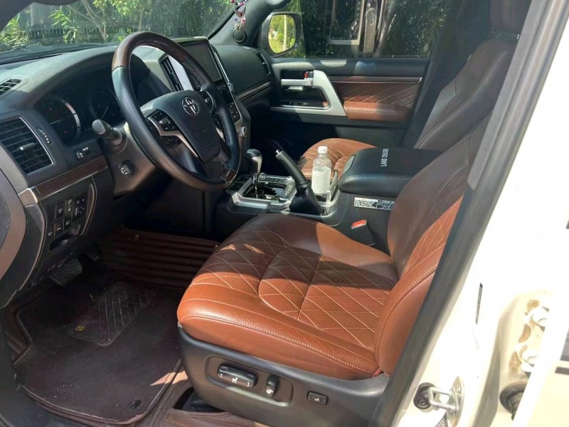 淮南18年丰田兰德酷路泽3