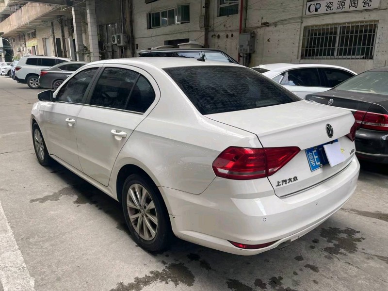 广州17年大众朗逸8