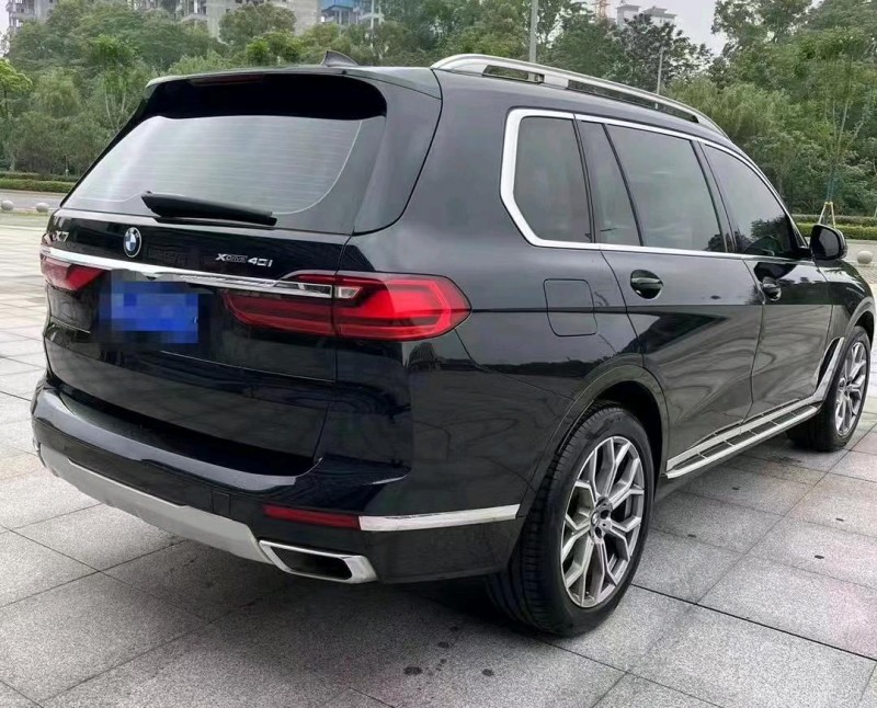 广州21年宝马X78