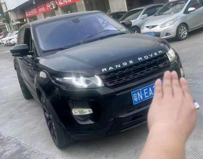 广州13年路虎极光3