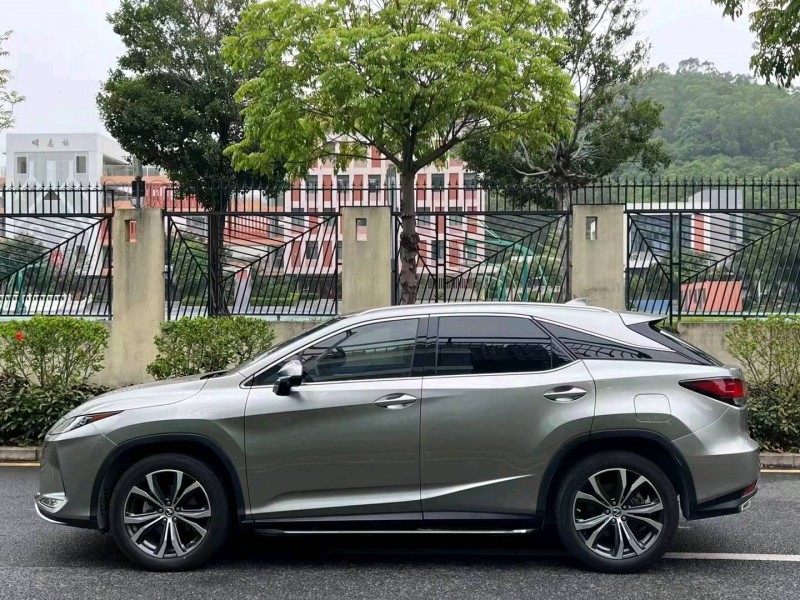 广州21年雷克萨斯RX8