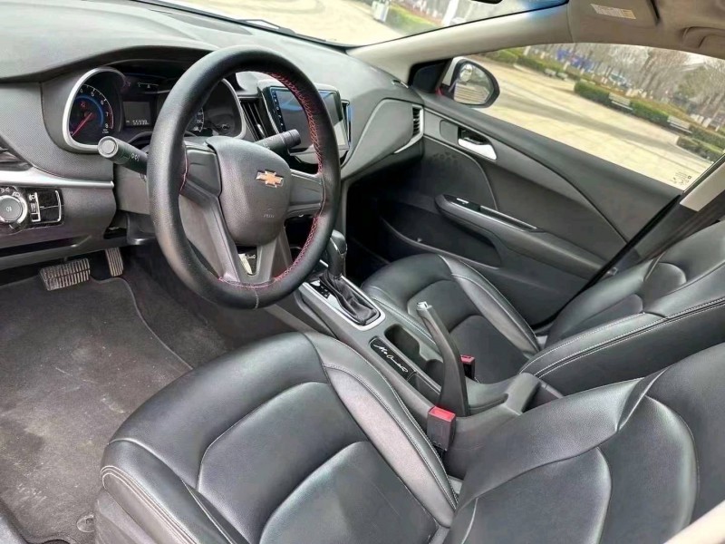 菏泽18年雪佛兰科沃兹8