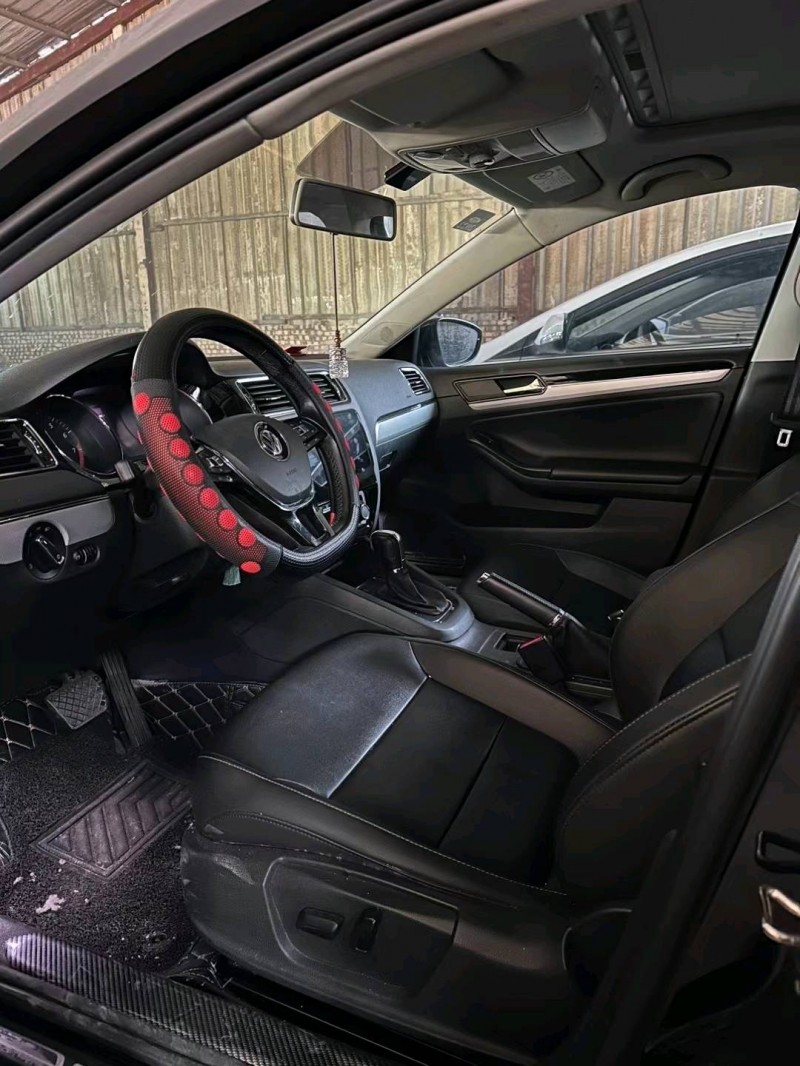 青岛18年大众速腾4