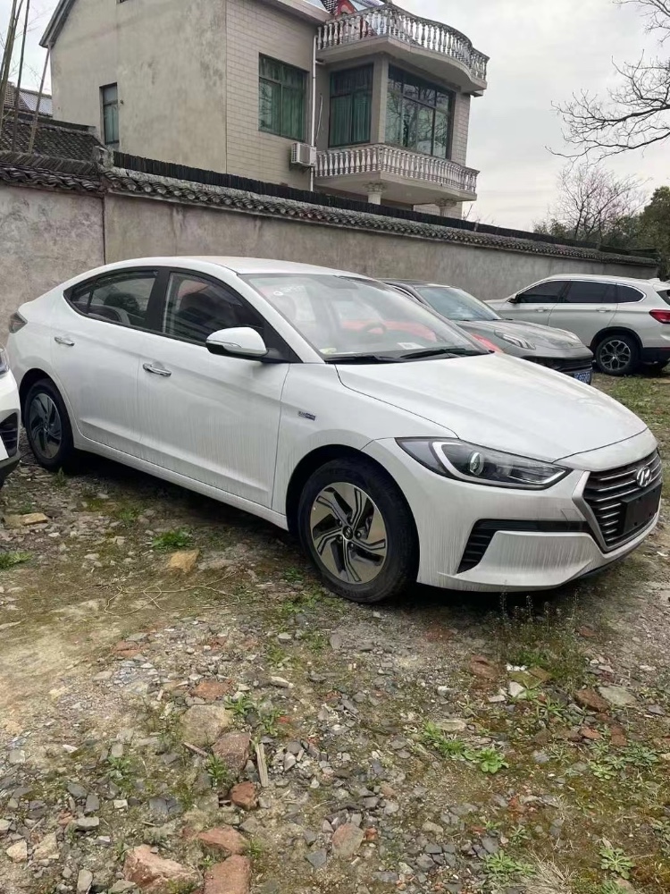 嘉兴22年现代领动4