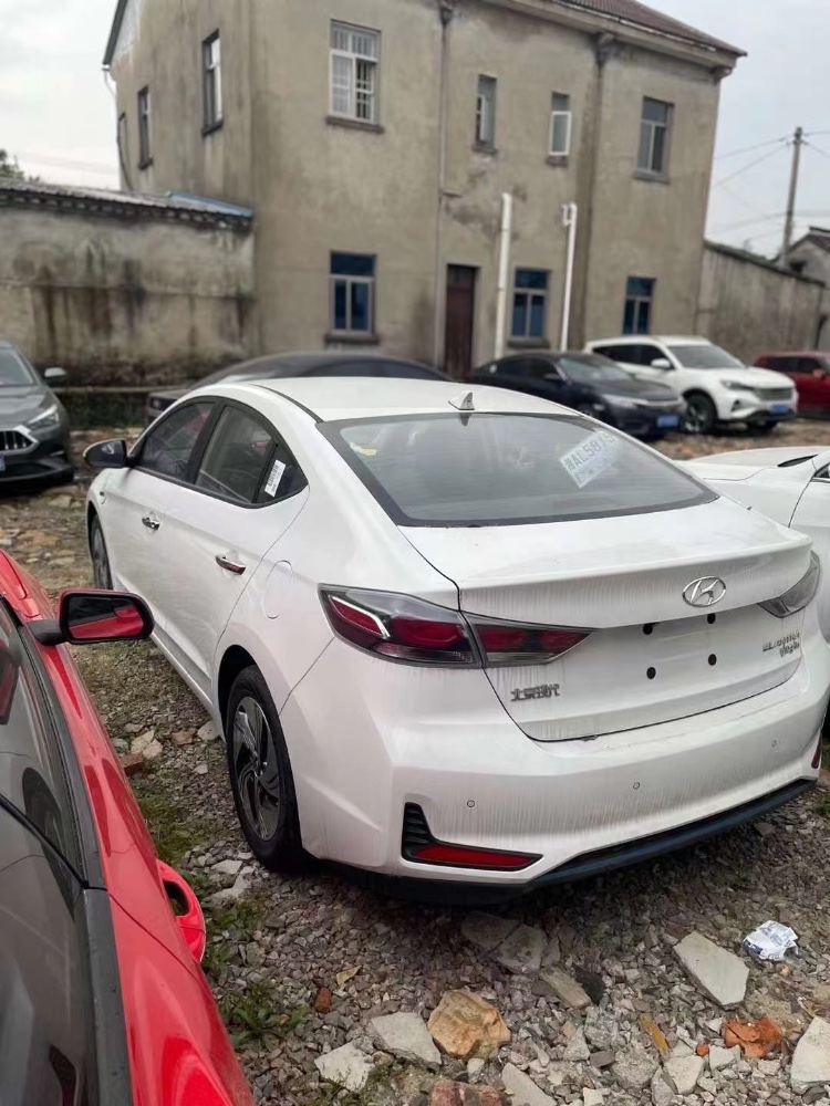 嘉兴22年现代领动3