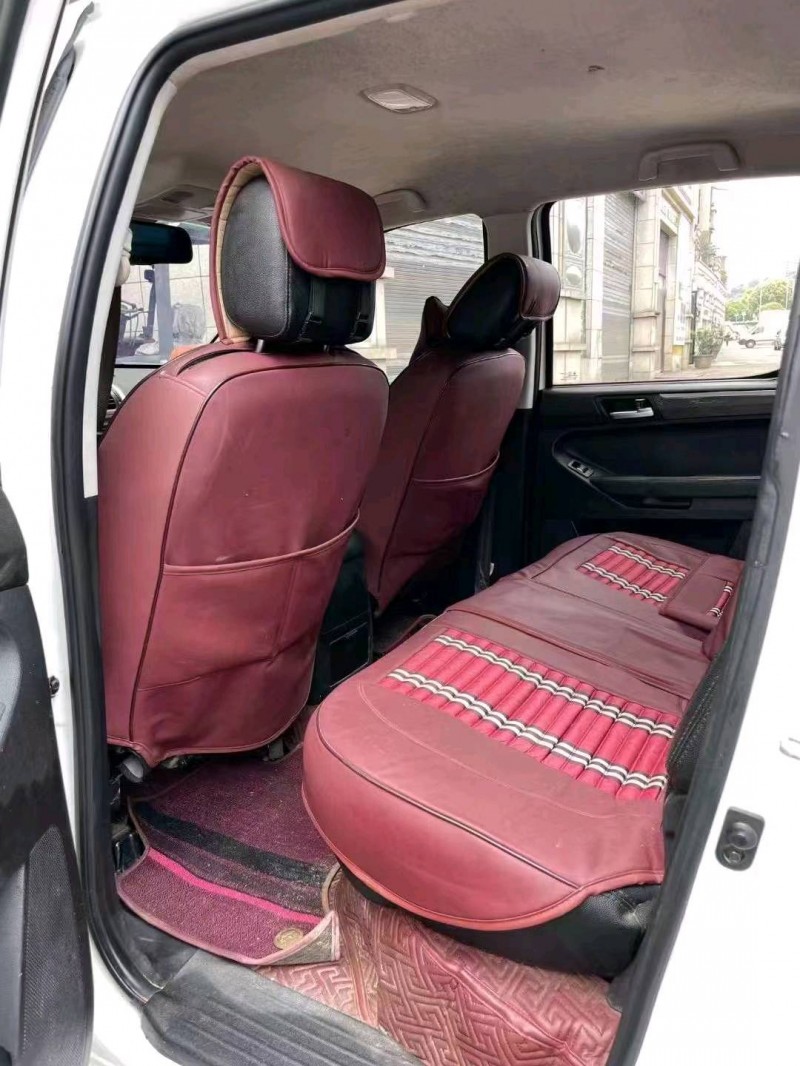 重庆19年福特拓路者5