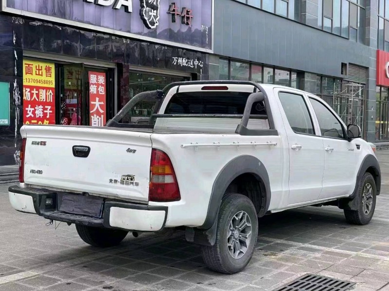 重庆19年福特拓路者9