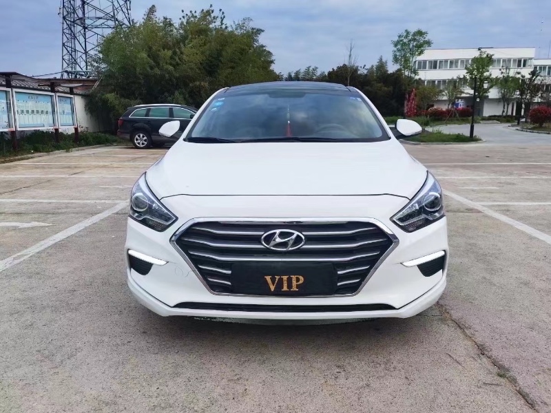 徐州19年现代名图1