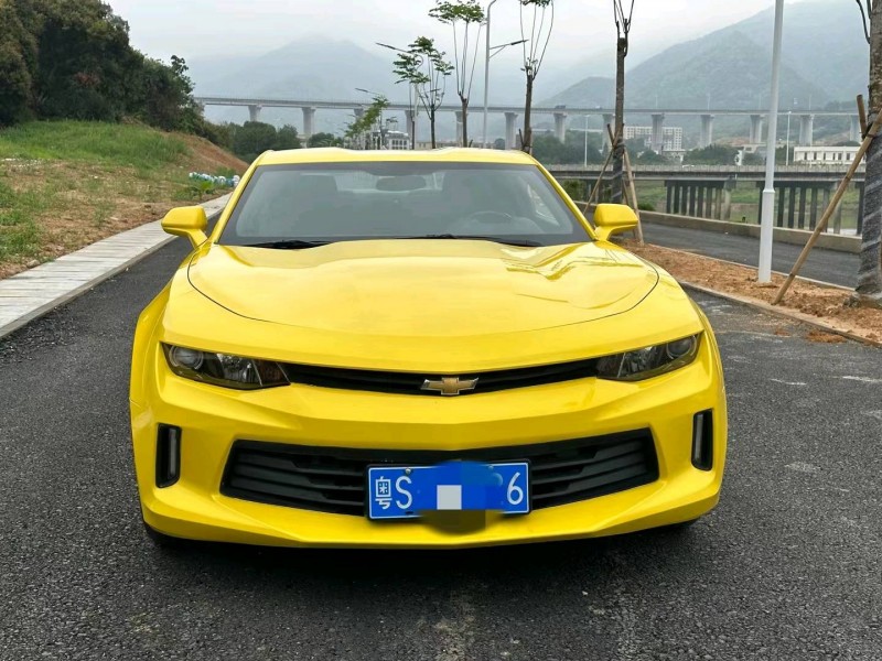 东莞17年雪佛兰科迈罗6