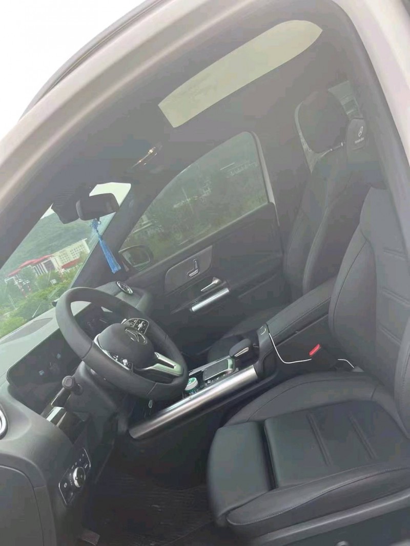 重庆21年奔驰GLA4