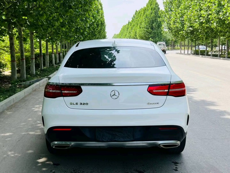 聊城18年奔驰GLE9