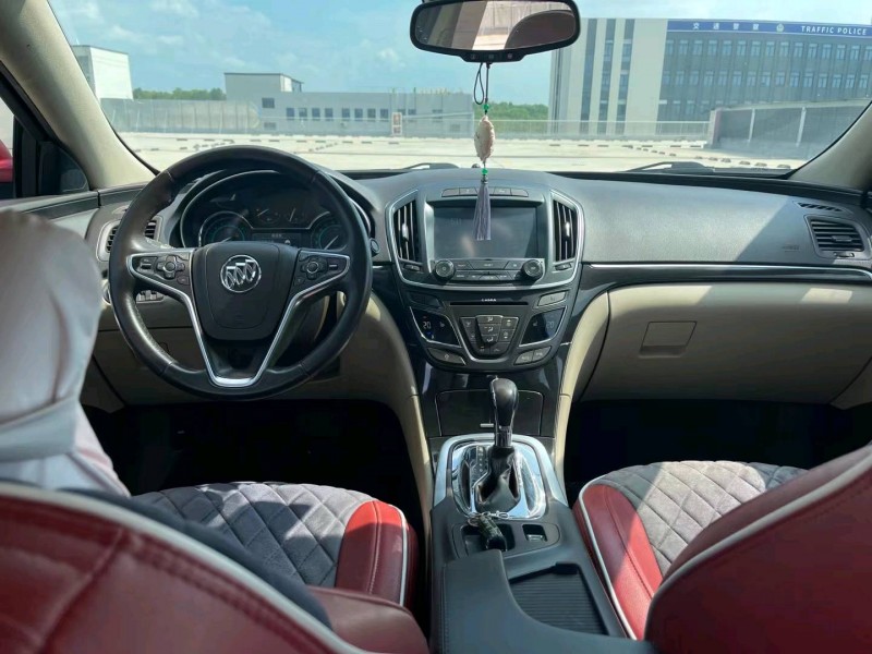 台州14年别克君威8