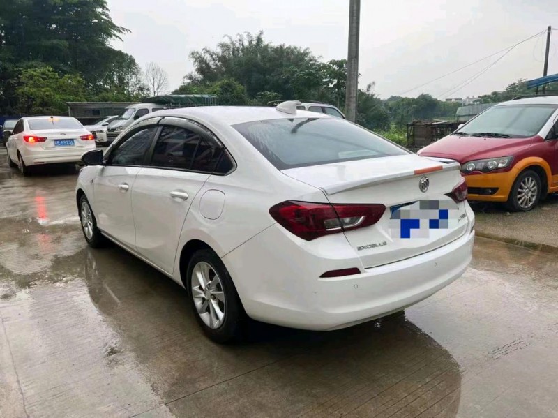 珠海19年别克凯越5