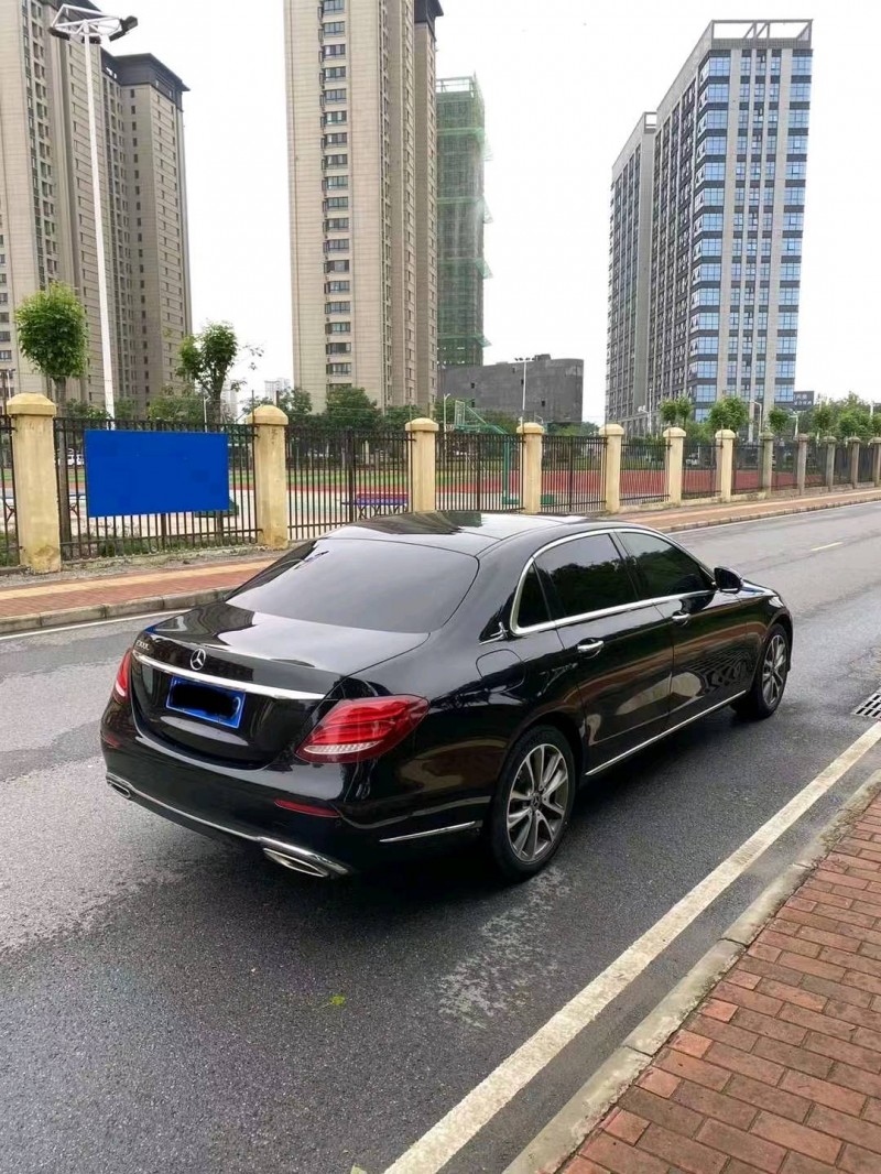 淄博19年奔驰E7