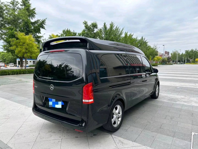 廊坊17年奔驰威霆3