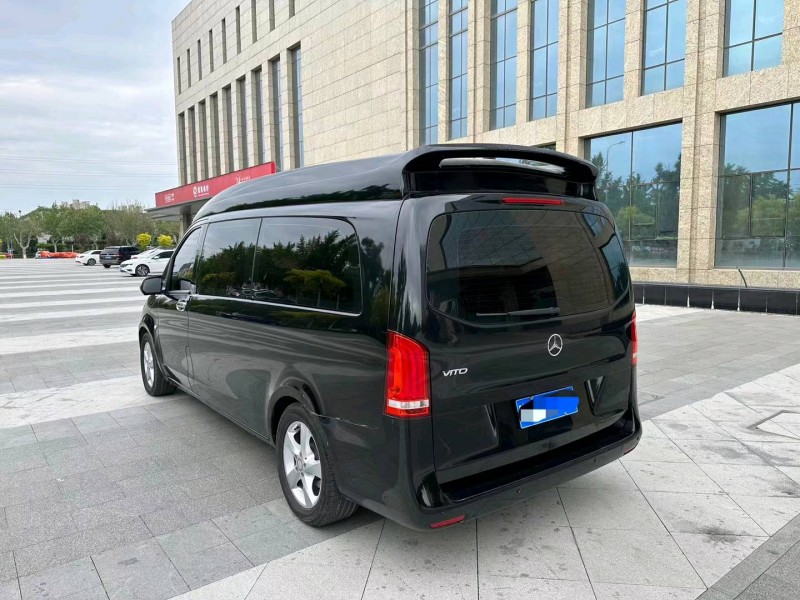 廊坊17年奔驰威霆5