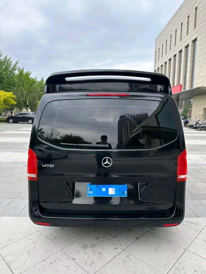 廊坊17年奔驰威霆9