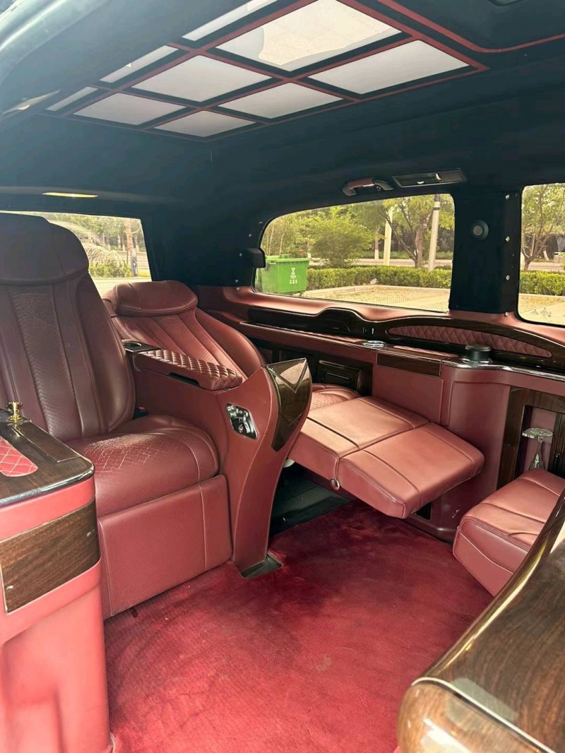 廊坊17年奔驰威霆8