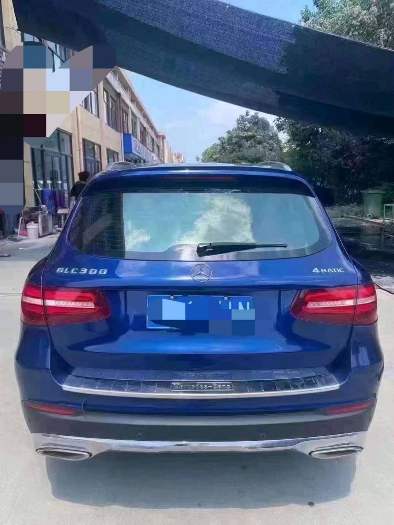 济南15年奔驰GLC9