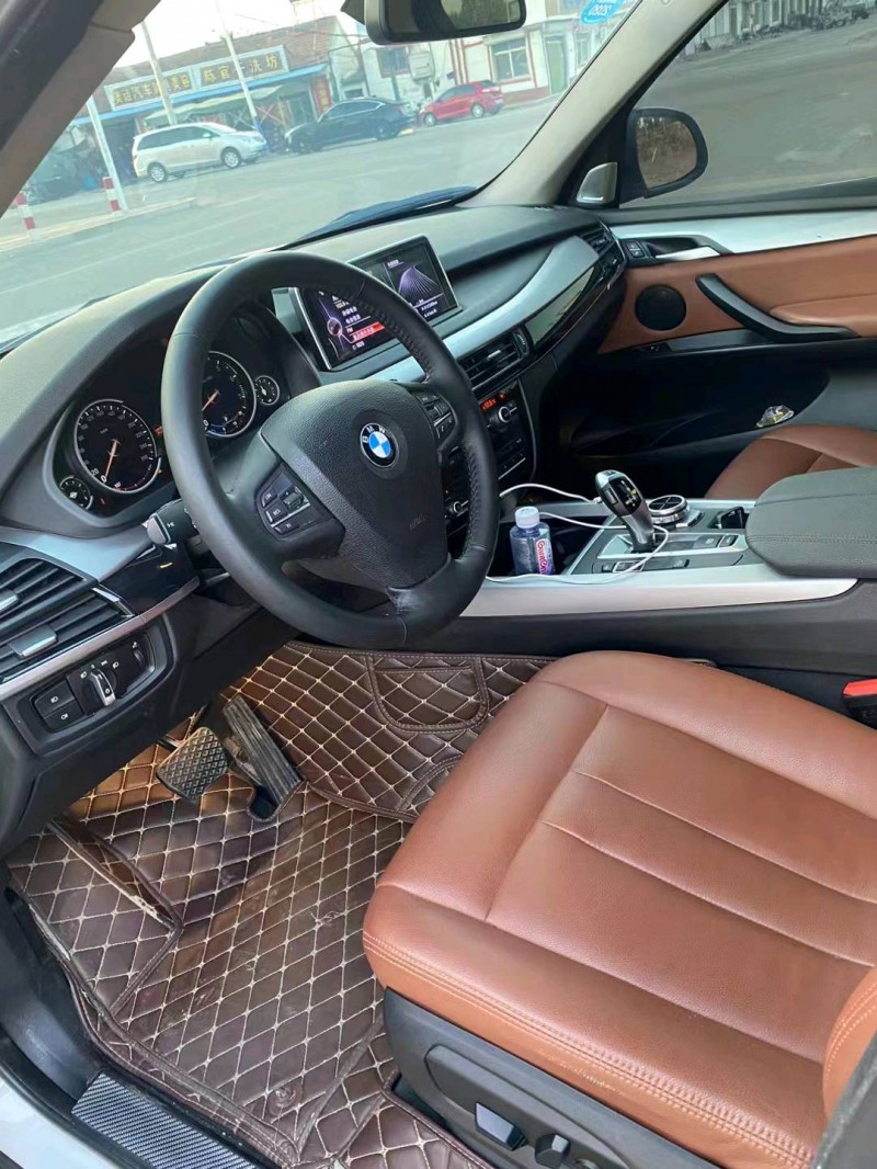 济南19年宝马X56