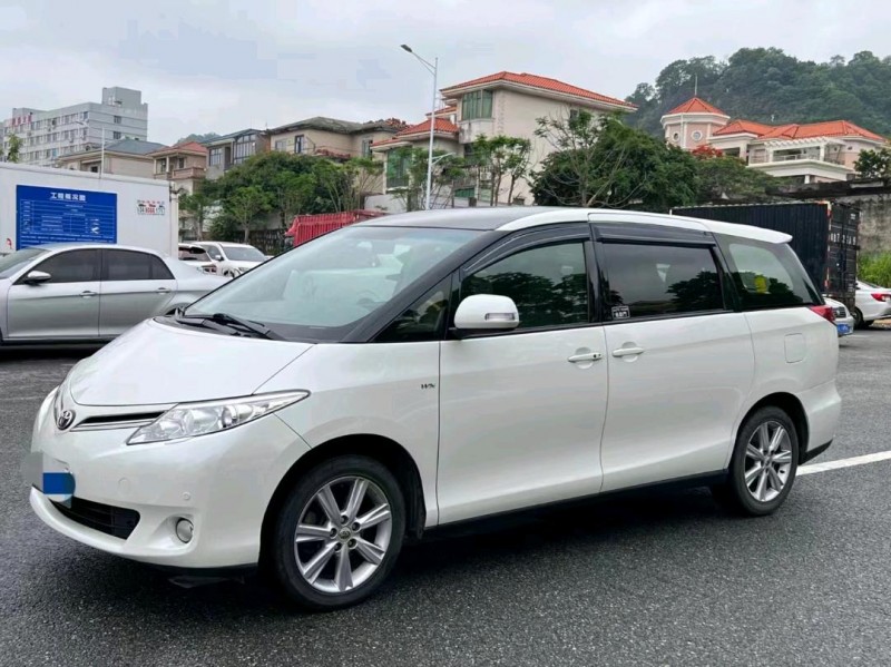 深圳13年丰田普瑞维亚2