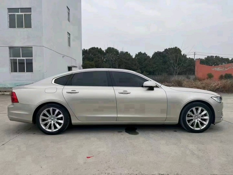 襄陽18年沃爾沃S904