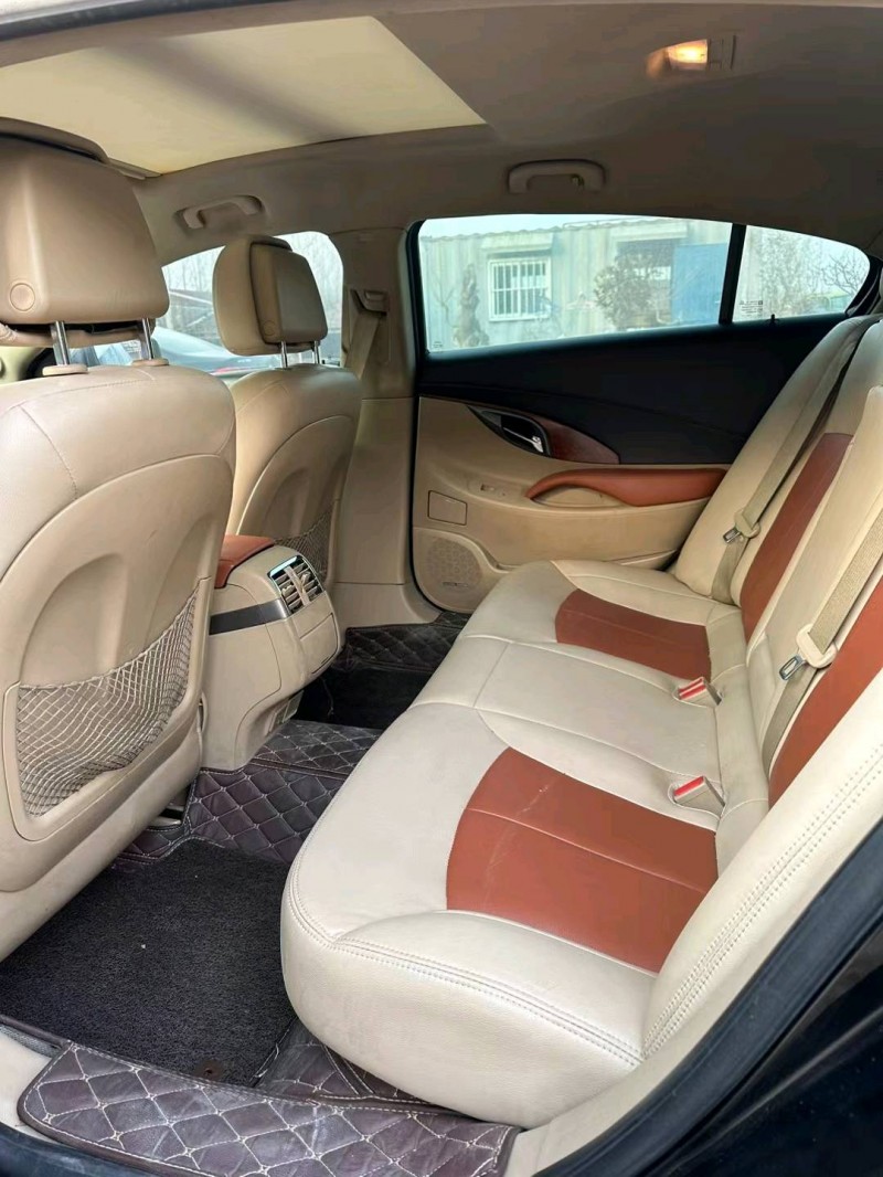 临沂12年别克君越5