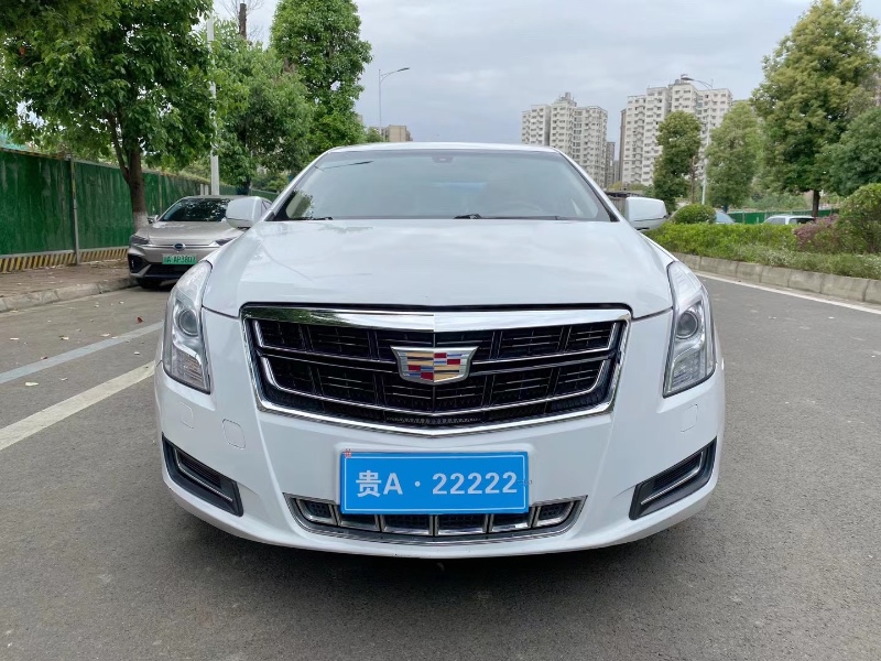 成都14年凯迪拉克XTS1