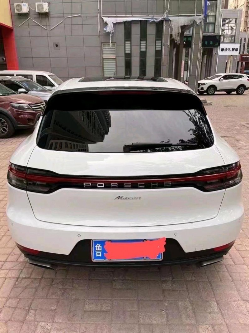 青岛19年保时捷Macan4