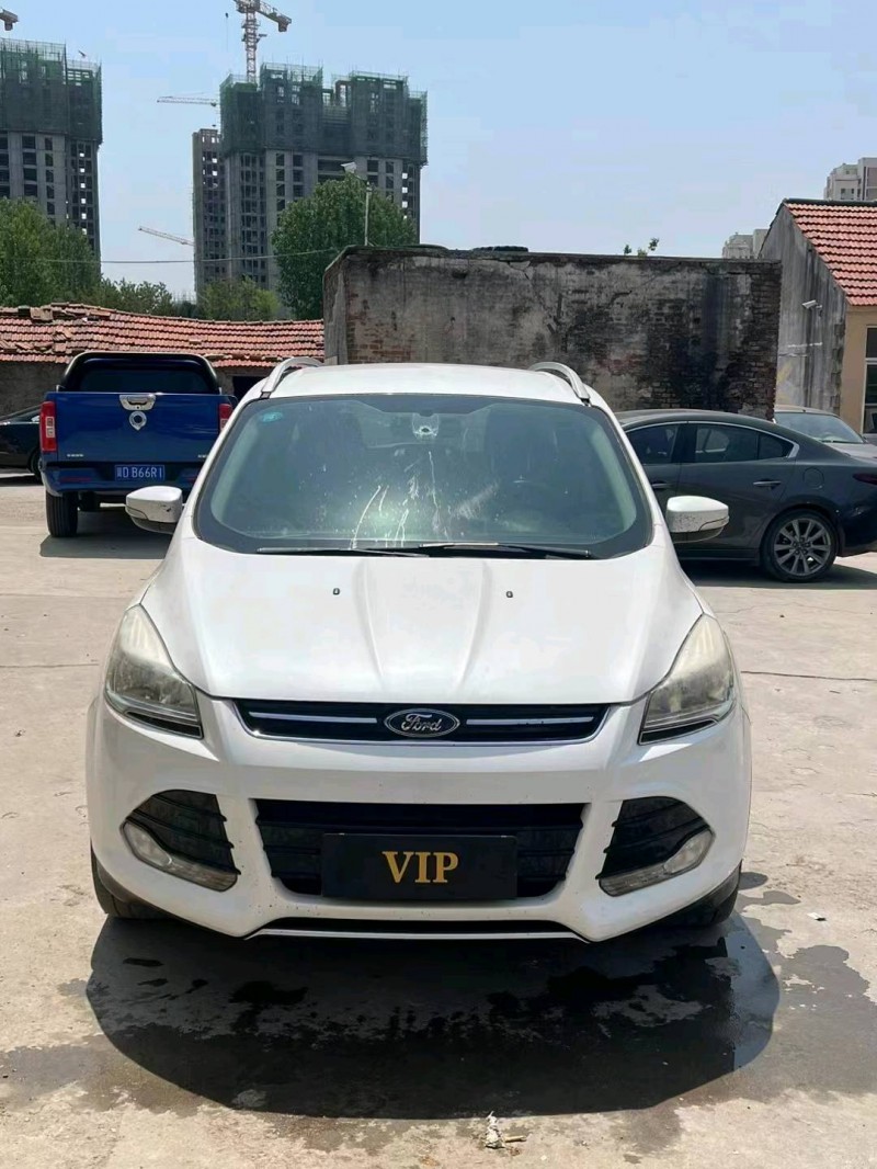 淄博16年福特翼虎1