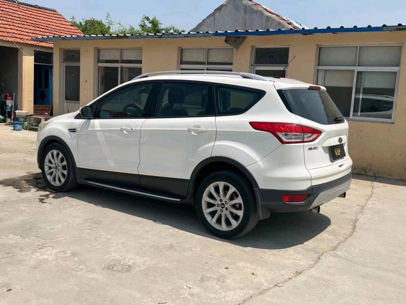 淄博16年福特翼虎2