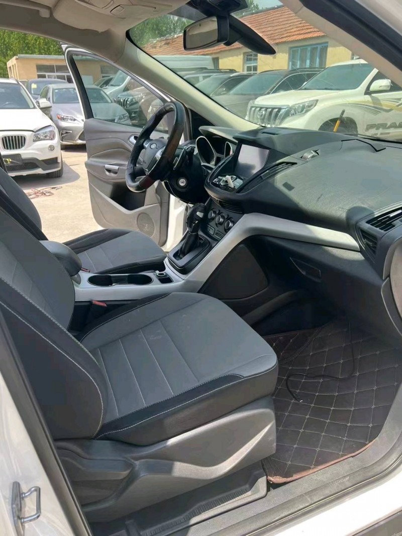 淄博16年福特翼虎4