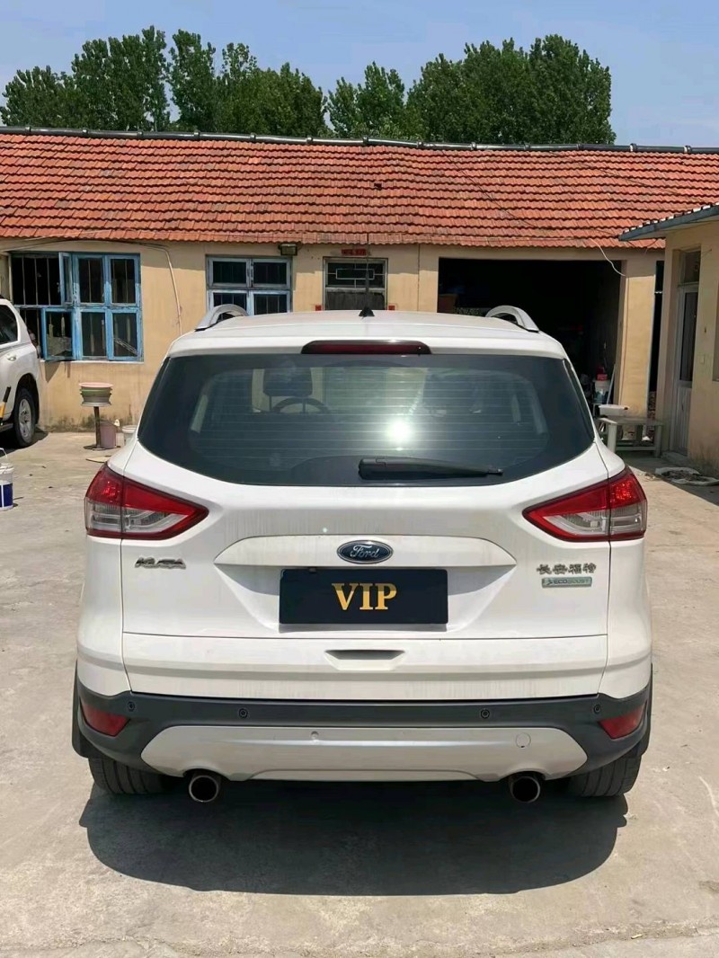 淄博16年福特翼虎9