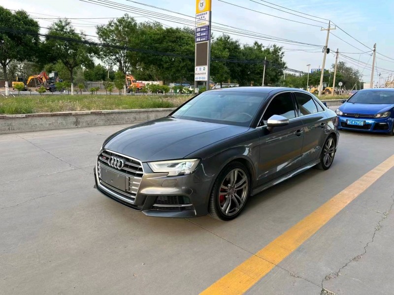 北京18年奥迪S33