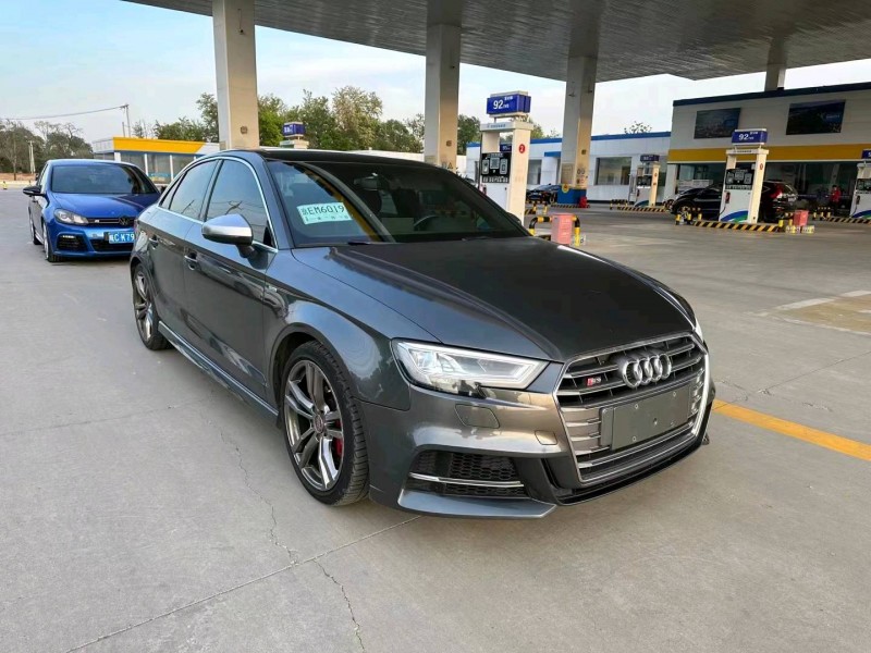 北京18年奥迪S32