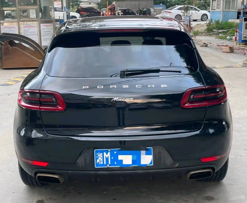广州15年保时捷Macan7