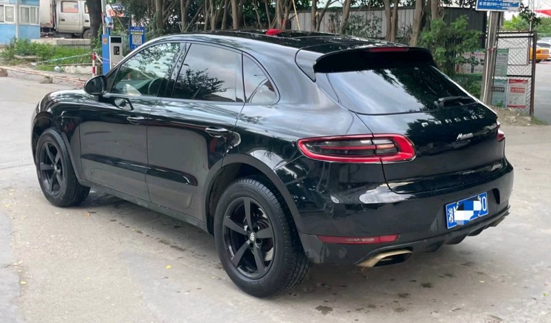广州15年保时捷Macan8