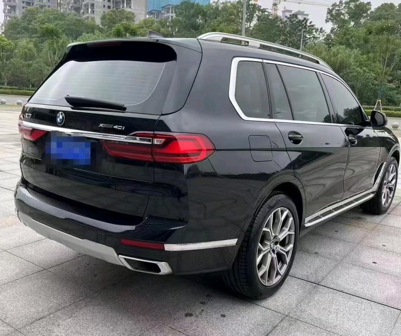 广州21年宝马X77