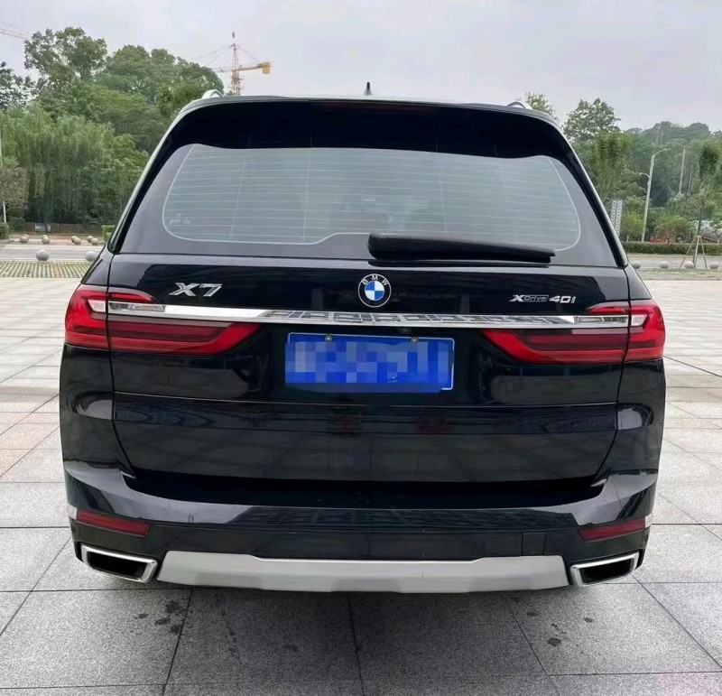 广州21年宝马X78