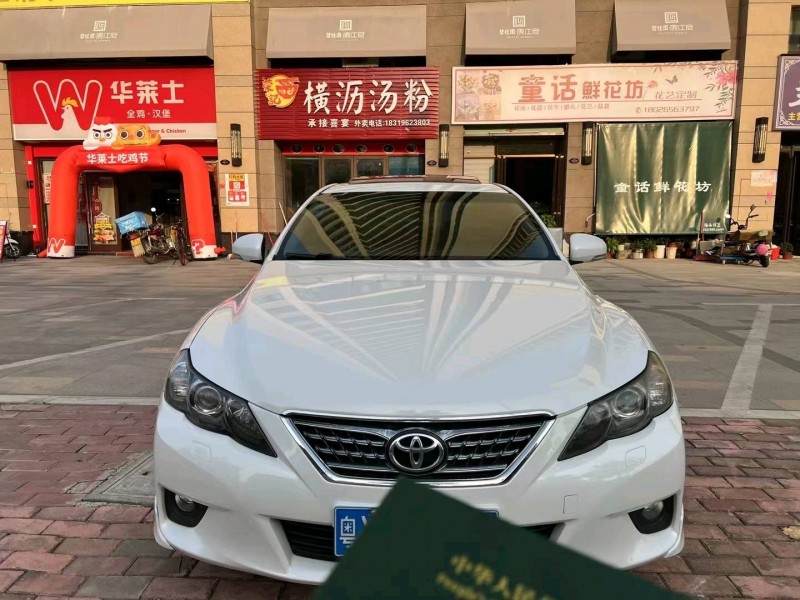 广州13年丰田锐志1